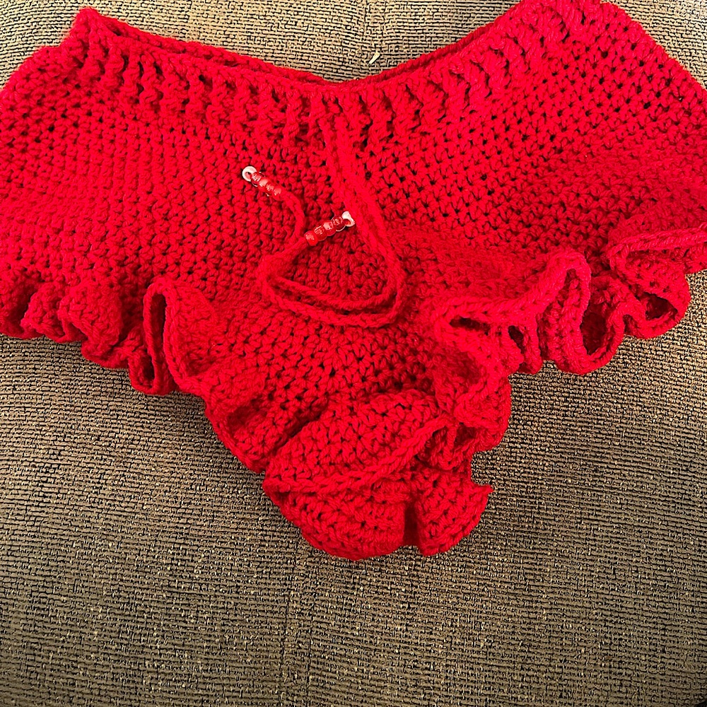Crochet ruffle shorts